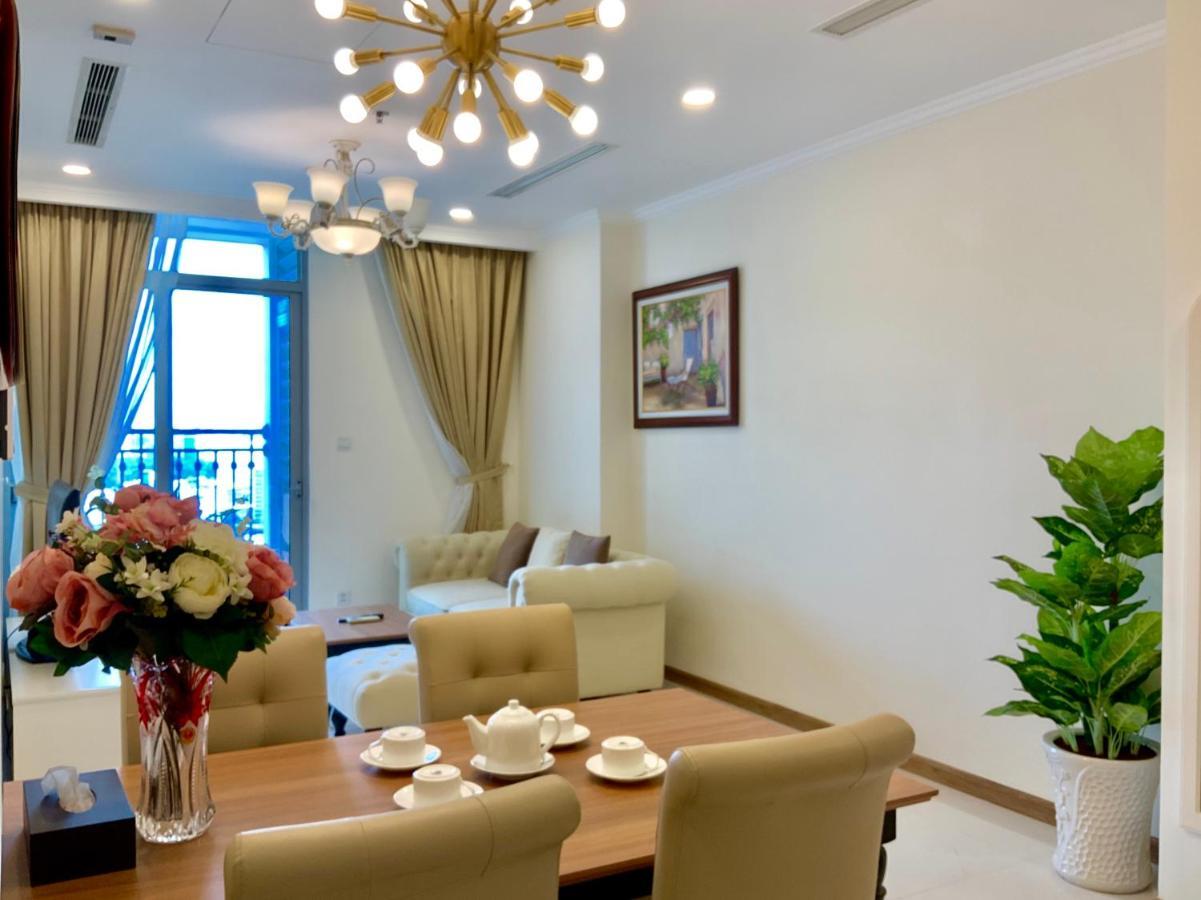 Luxhomes Saigon - Vinhomes Central Park Ho Chi Minh-staden Exteriör bild