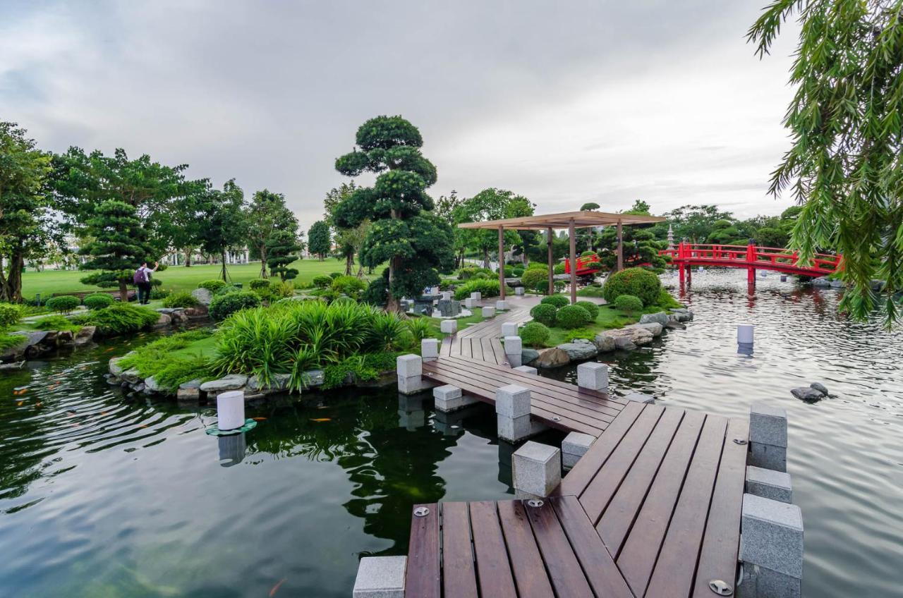 Luxhomes Saigon - Vinhomes Central Park Ho Chi Minh-staden Exteriör bild