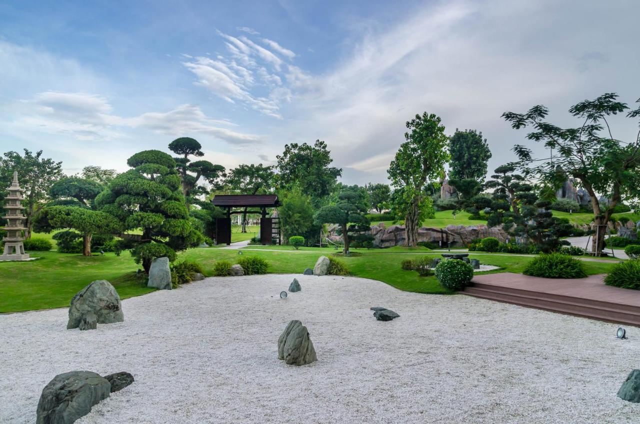 Luxhomes Saigon - Vinhomes Central Park Ho Chi Minh-staden Exteriör bild