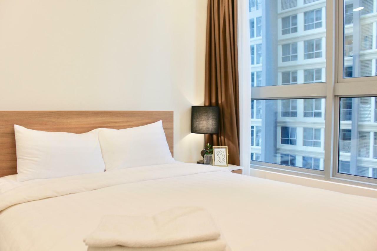 Luxhomes Saigon - Vinhomes Central Park Ho Chi Minh-staden Exteriör bild