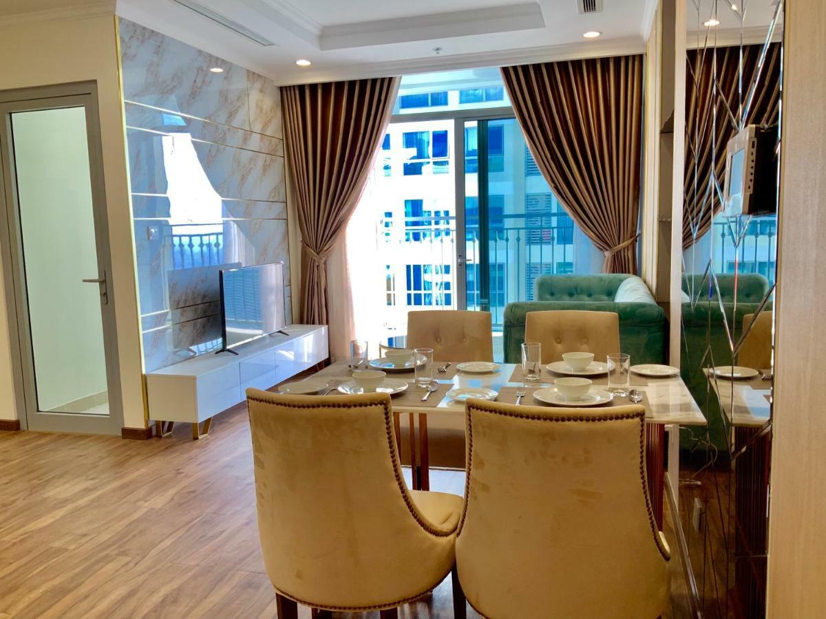 Luxhomes Saigon - Vinhomes Central Park Ho Chi Minh-staden Exteriör bild